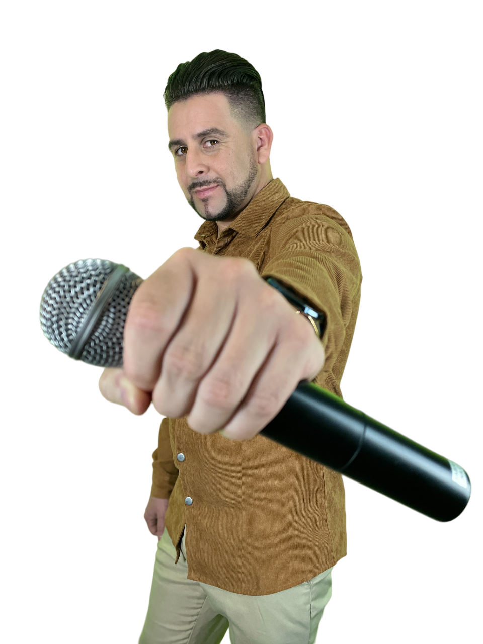 Rodrigo MonSil com microfone